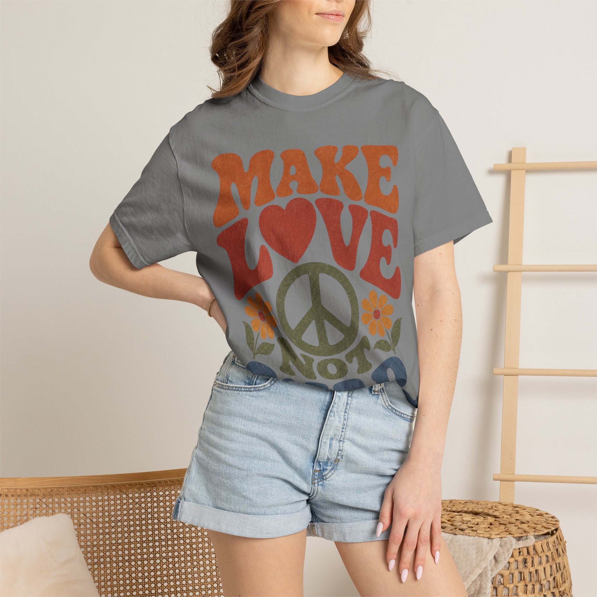 Make Love Not War Retro T-Shirt