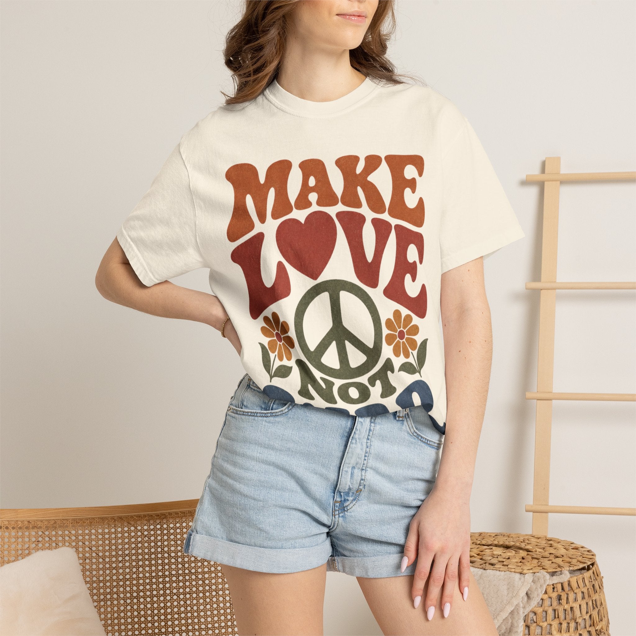 Make Love Not War Retro T-Shirt